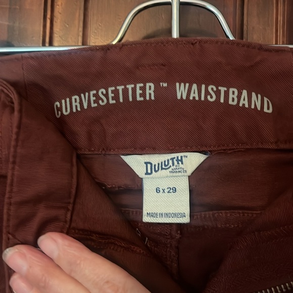 Women’s Duluth Flex Fire Hose Slim Leg Cargo Pants, size 6/29, red oak color. - Picture 2 of 4